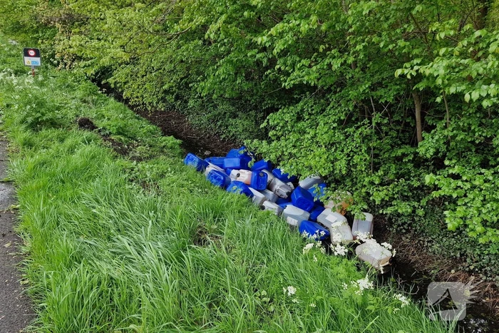 Op ten minste zeven locaties drugsafval aangetroffen