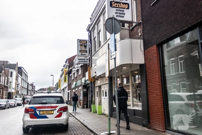 Meerdere medewerkers sex winkel bedreigt