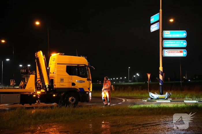 Schade bij botsing tussen twee personenauto's