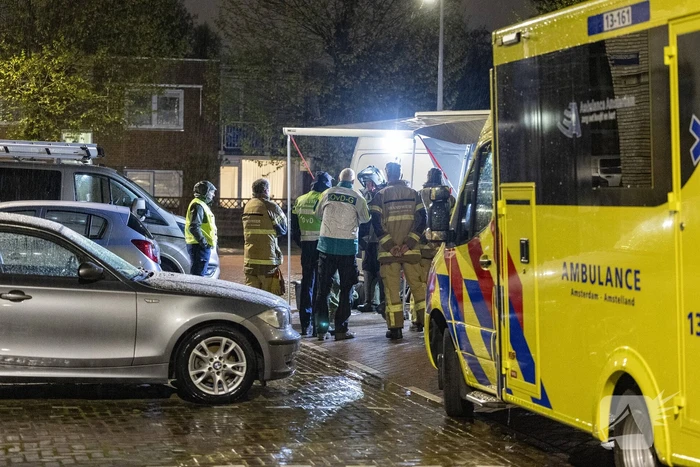 De EOD doet onderzoek naar het verdachte voorwerp