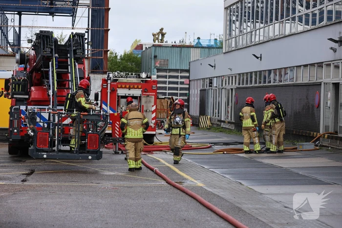 Gewonde bij brand in machine van fabriek