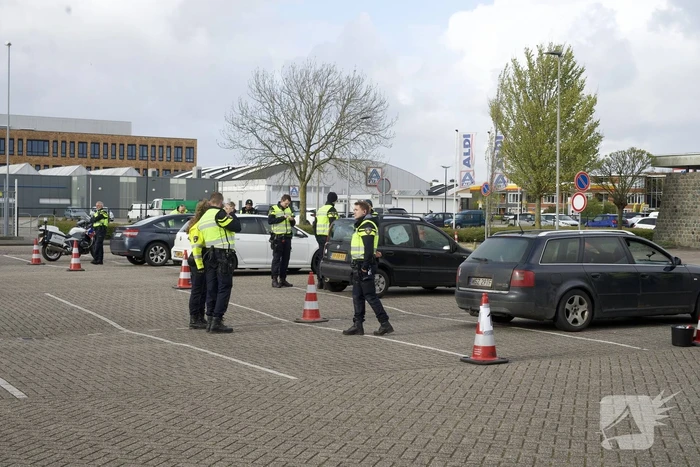 Grote verkeerscontrole door politie en Belastingdienst
