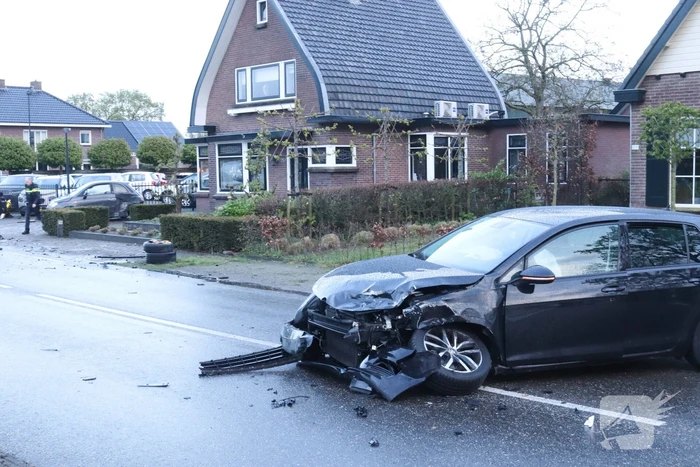 Gewonde na ongeval tussen twee voertuigen