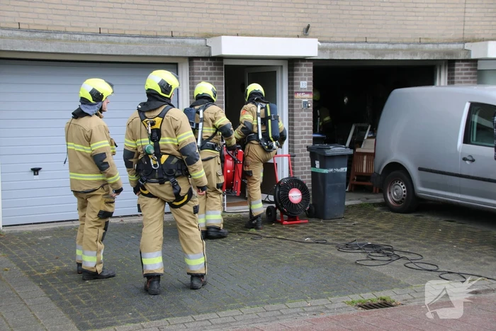Föhn veroorzaakt flinke rookontwikkeling in schuur van woning