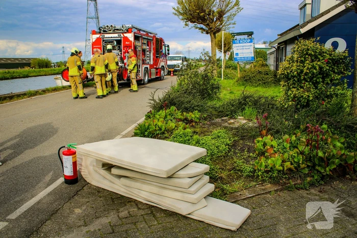 Brand motorcompartiment van sloep