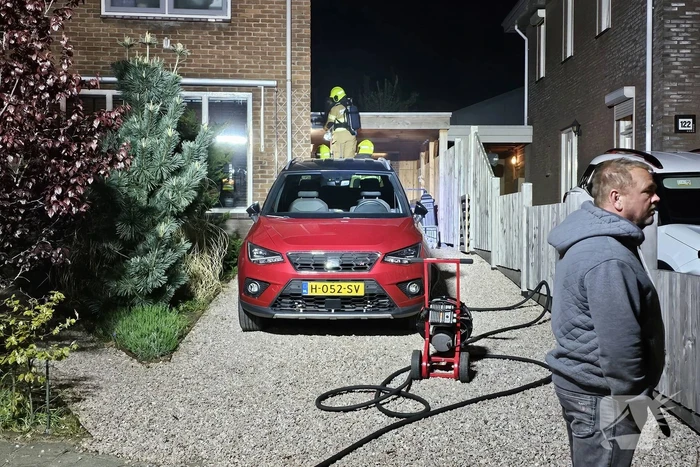 Brand in schoorsteen van pelletkachel