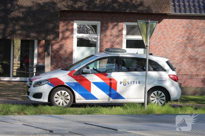 Gewonde na aanrijding tussen auto en vrachtwagen