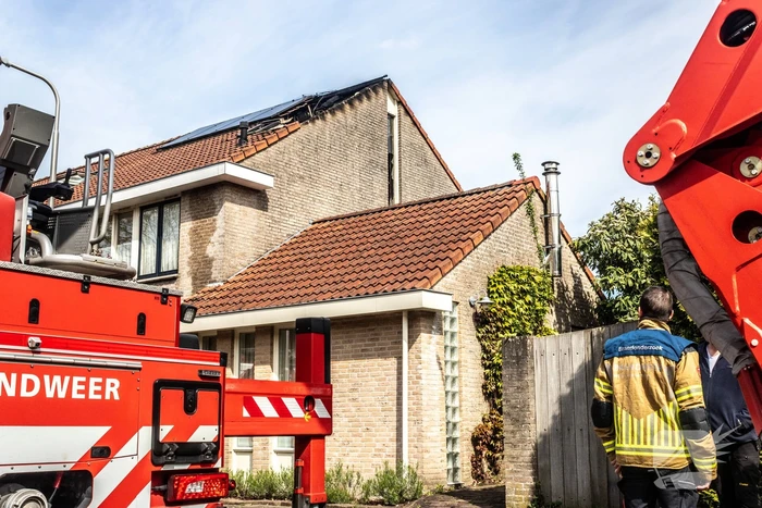Veel rookontwikkeling bij uitslaande woningbrand