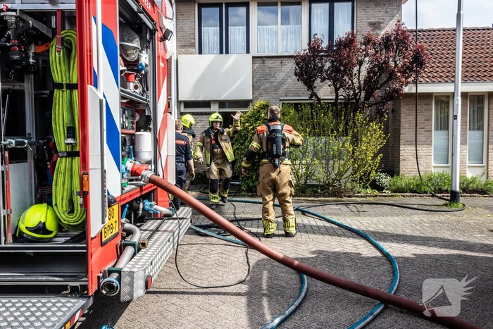 Veel rookontwikkeling bij uitslaande woningbrand
