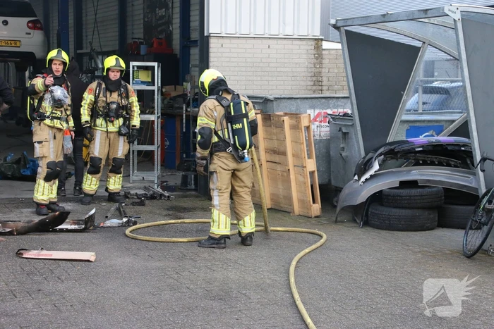Brand bij autoschade herstelbedrijf