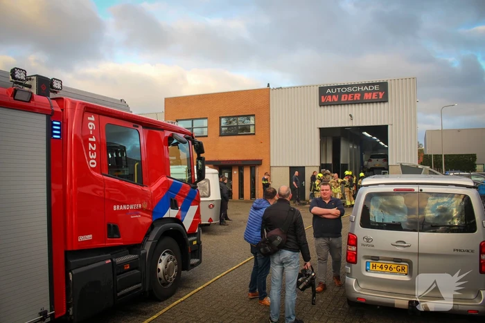 Brand bij autoschade herstelbedrijf