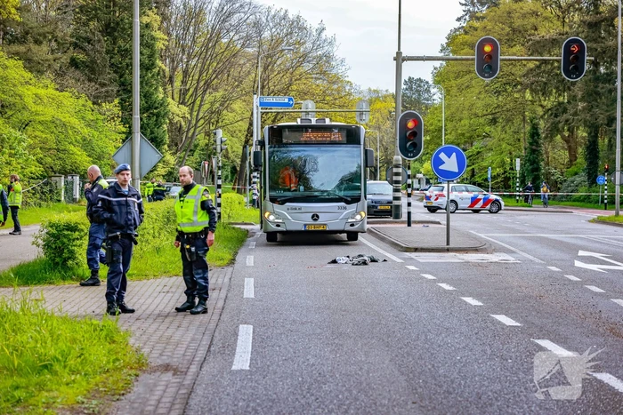 Persoon gewond bij botsing met lijnbus