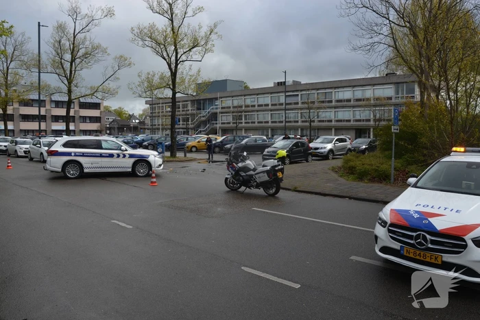 Handhavers betrokken bij auto-ongeluk