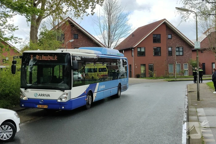 Fietser gewond bij botsing met lijnbus