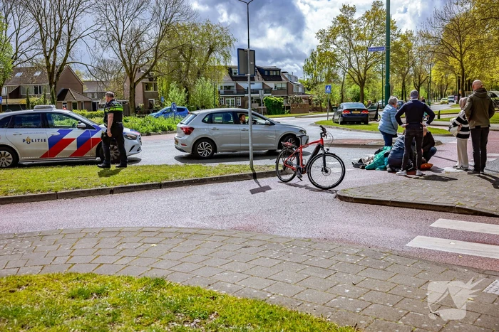 Wéér een fietser aangereden op beruchte rotonde