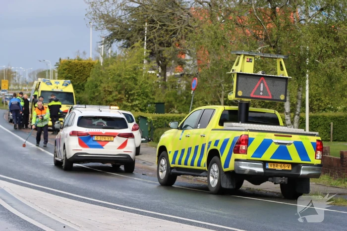 Twee voertuigen beschadigd bij botsing