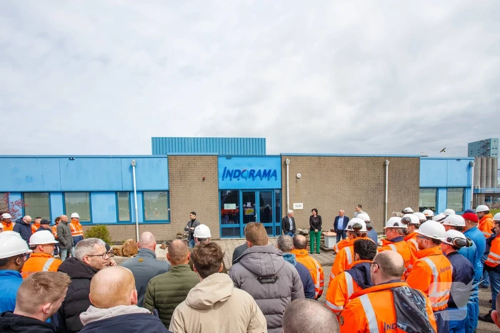 Personeel Indorama protesteert tegen aangekondigde sluiting
