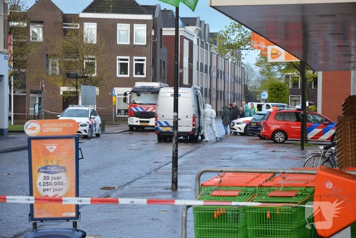 Enorme ravage na plofkraak op pinautomaat