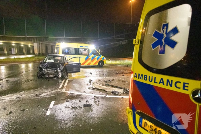 Twee personenwagens betrokken bij verkeersongeval