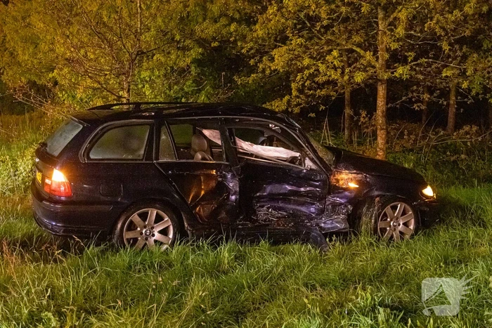Twee personenwagens betrokken bij verkeersongeval