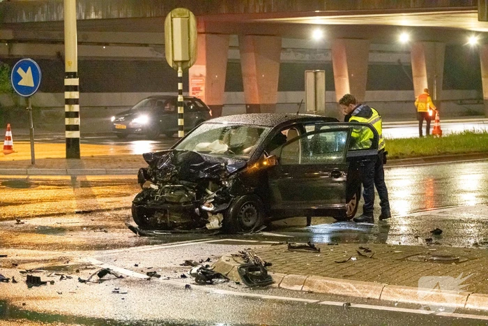 Twee personenwagens betrokken bij verkeersongeval