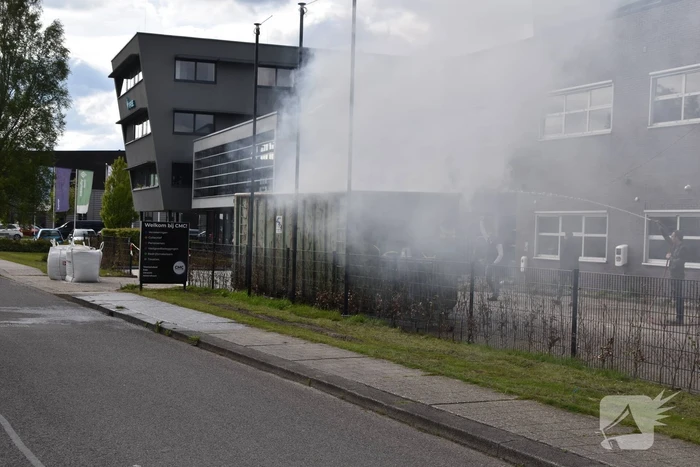 Veel rookontwikkeling bij brand in container