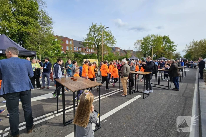 Laatste deel Parklaan bijna open na openingsborrel