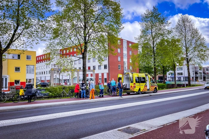 Fietsster komt lelijk ten val