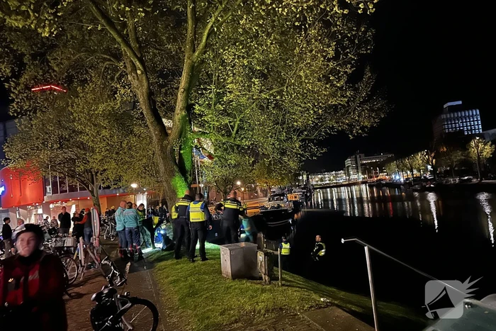 Grote zoekactie naar meerdere personen ter water