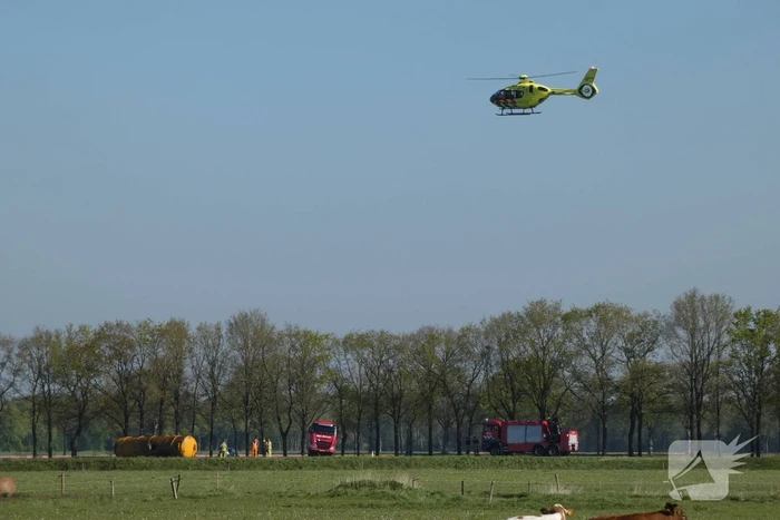 N381 urenlang afgesloten door ernstig ongeval met vrachtwagen