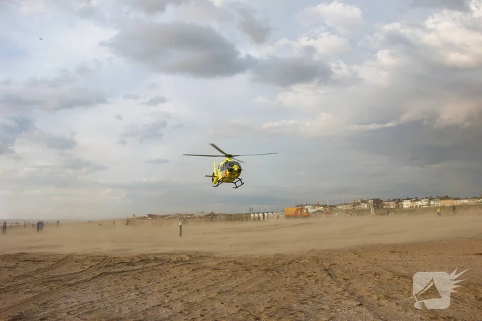 Zwemmer in ernstige toestand uit zee gered