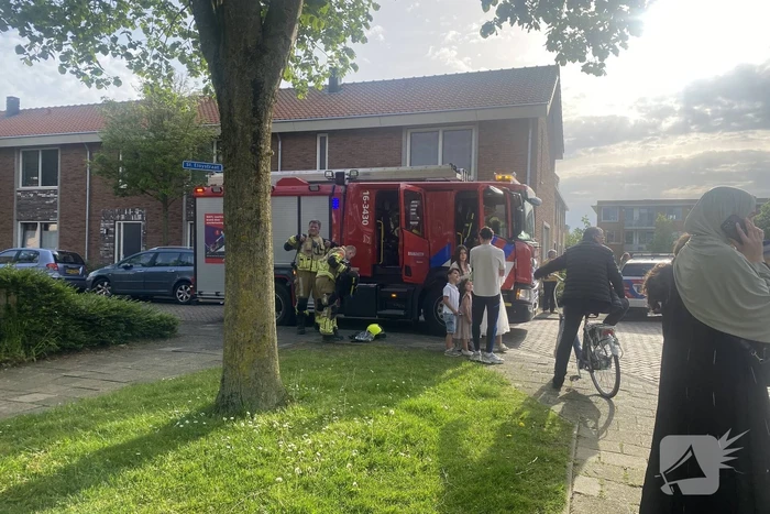 Persoon ademt rook in nadat pan smeulde