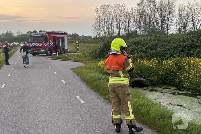 Uitslaande brand in verlaten schuur