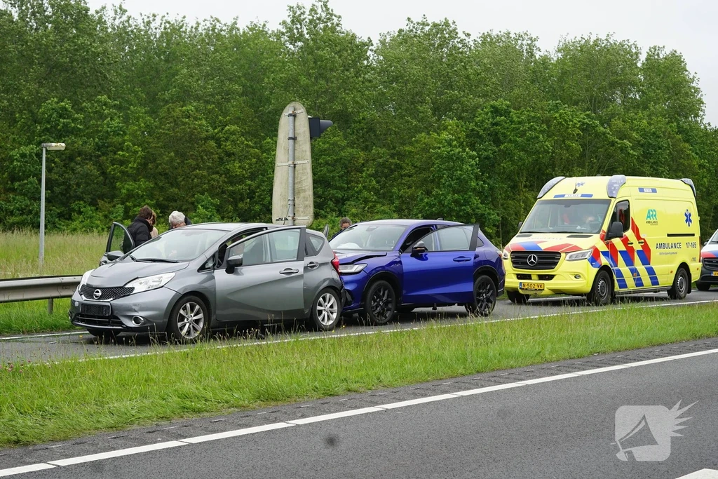 Provincialeweg N215 - N215 R 6,7 Nieuws Stellendam 