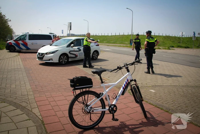 Brommerrijder aangereden door personenauto
