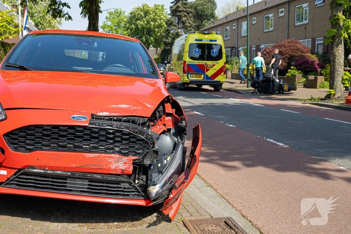 Motorrijder gewond bij verkeersongeval