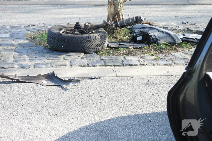 Wiel breekt af na eenzijdig ongeval