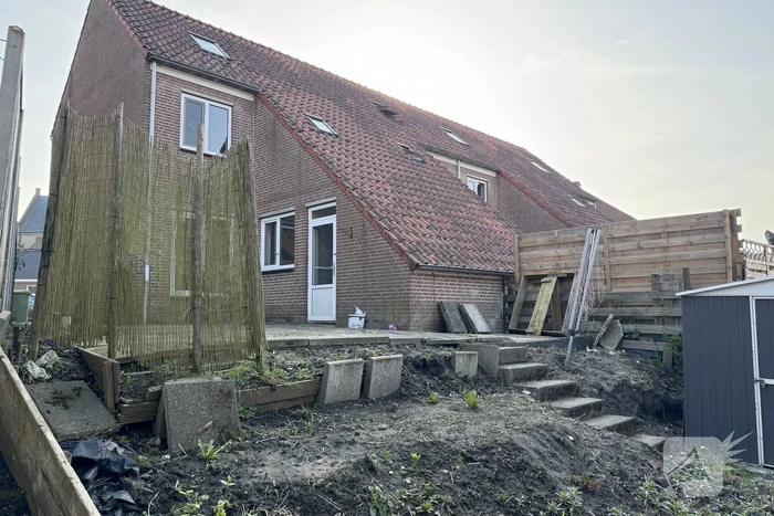 Woning en erf met opstallen gesloten wegens drugshandel