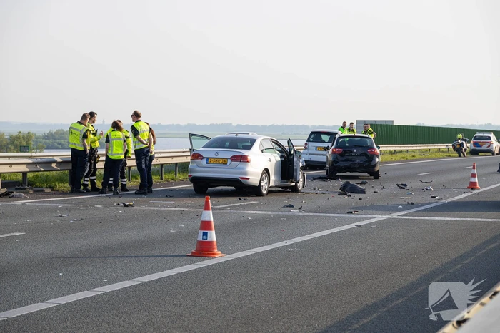 Veel schade en gewonden bij kettingbotsing