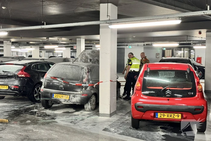 Grote brand in Q-Park parkeergarage