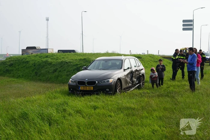 Gezin komt met schrik vrij na ongeval met vrachtauto
