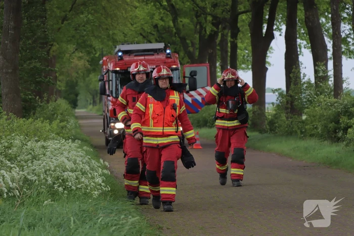 Auto verwoest door brand