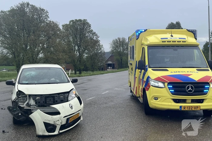 Flinke schade op kruising na ongeval