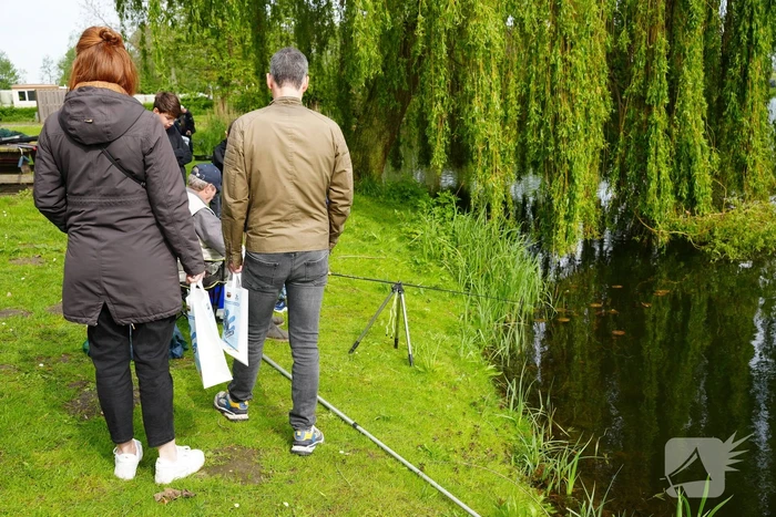 Jongeren worden enthousiast gemaakt om te gaan vissen