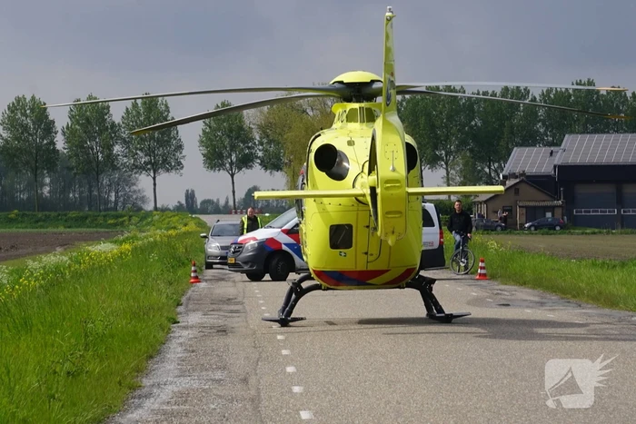 Traumateam ingezet voor motorrijder die uit bocht vliegt