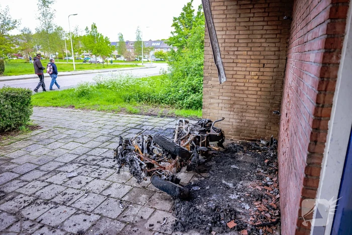 Flat flink beschadigd door uitgebrande MP3-motor