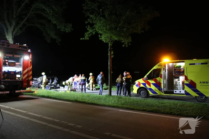 Automobilist zwaargewond bij ongeval