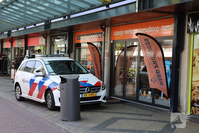 16-jarige pleegt overval bij Used products