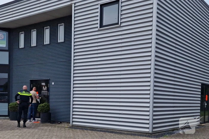 Bedrijfspand gesloten na vondst van hennepkwekerij