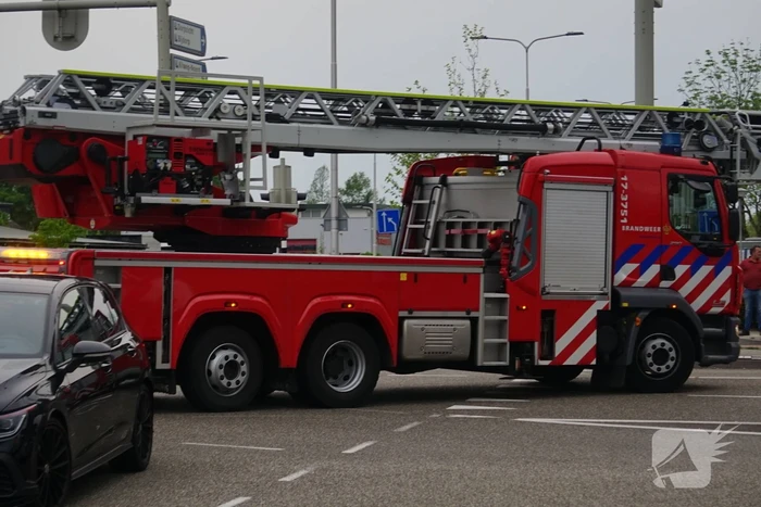 Omgeving afgezet voor persoon met verward gedrag op viaduct